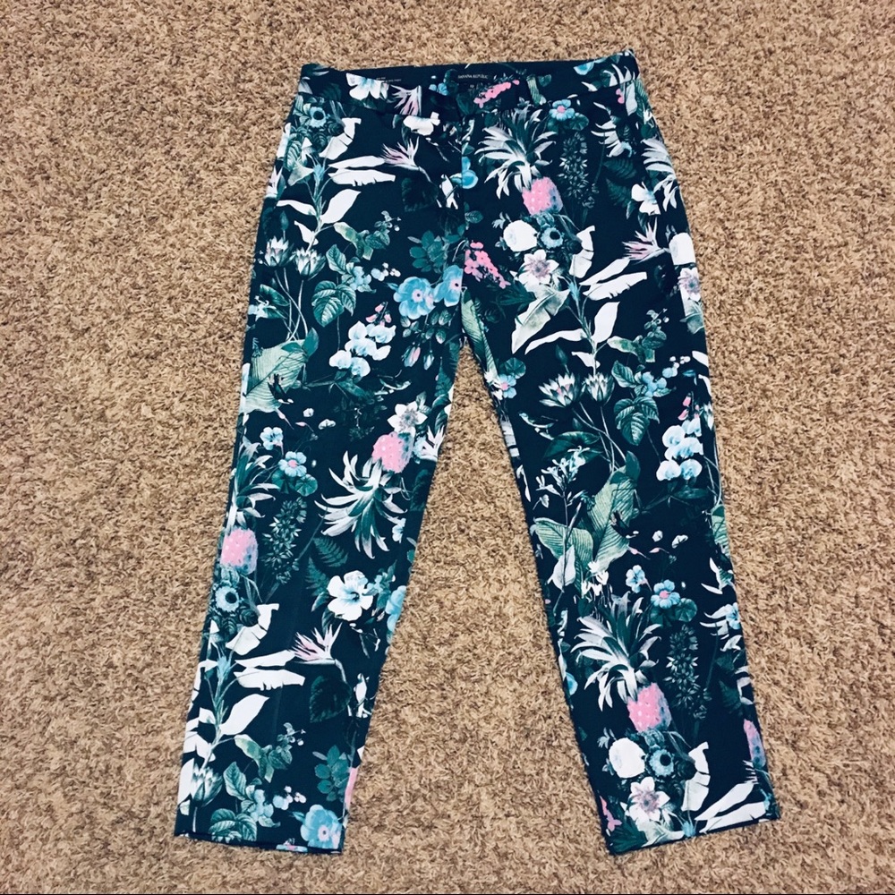 🌸 Floral print trousers Banana Republic Avery